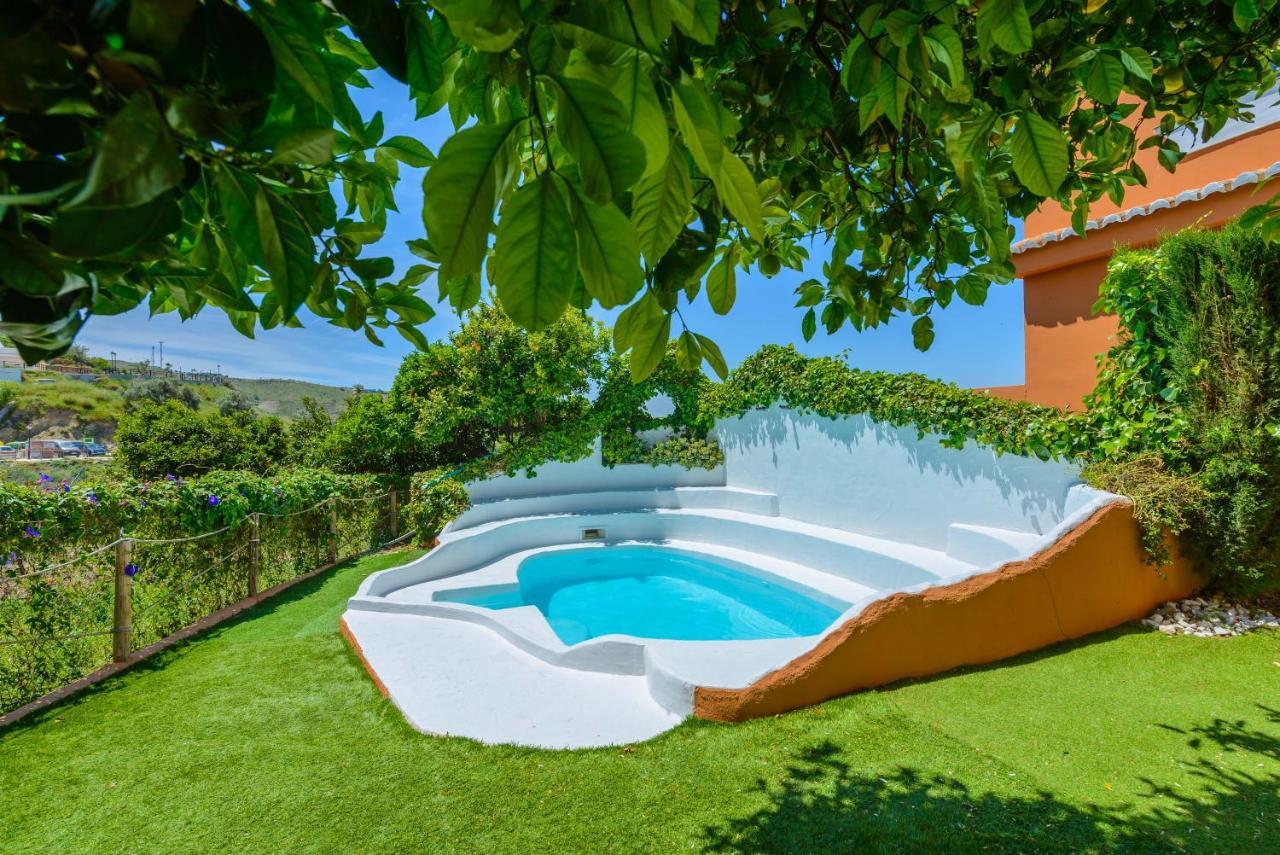 Holiday Home El Pilarillo Piscina Compartida Alcaucín Exterior foto